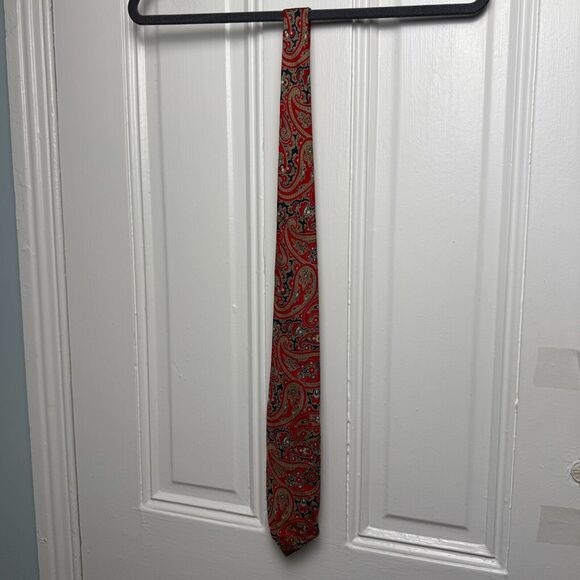 Christian Dior Cravates Silk Tie Mens Red Blue White Paisley Pattern Necktie VTG - Picture 2 of 6